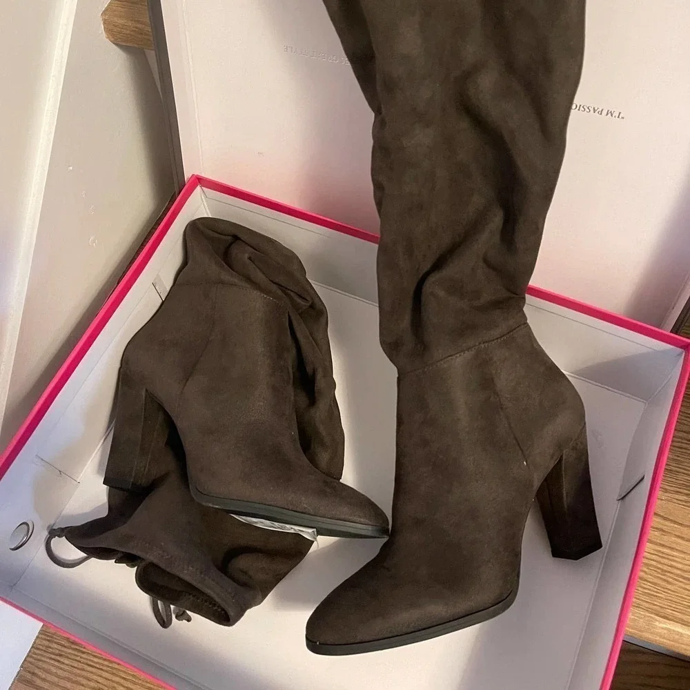 VINCE CAMUTO Women's Dark grey Tapley Thigh-High Block Heel Boot Size 6.5M